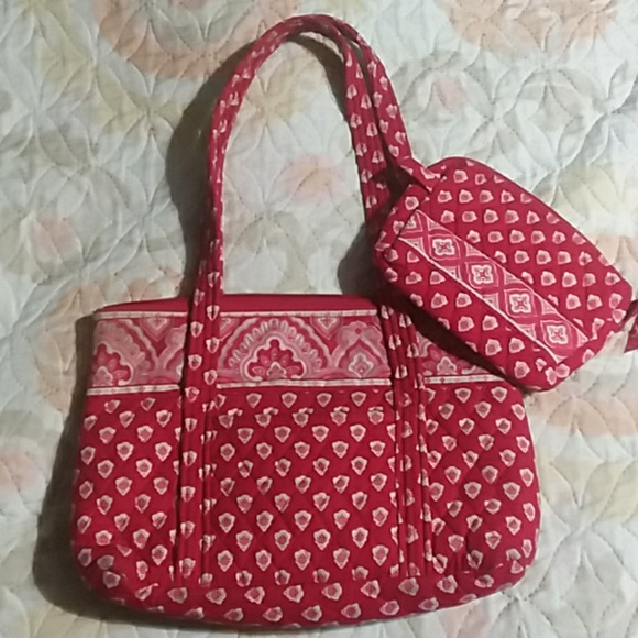 Vera Bradley Handbags - Vera Bradley purse with matching wallet